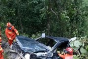 华体会体育入口-扫墓发生惨案！2人当场死亡，现场惨不忍睹，原因曝光，网友炸锅